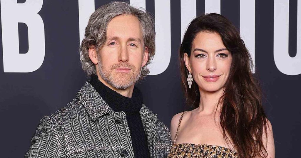 Anne Hathaway Personal Life and Relationships
