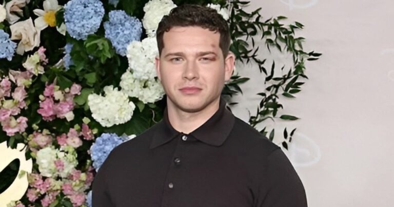 Oliver Stark: Height, Age, Wife, Parents, Net Worth, Career and Biography